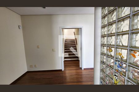 Sala de casa de condomínio à venda com 4 quartos, 376m² em Jardim Santa Teresa, Jundiaí