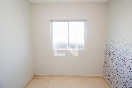 Quarto 1 de casa para alugar com 2 quartos, 60m² em São Geraldo, Belo Horizonte