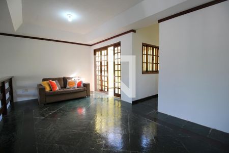 Sala de casa de condomínio à venda com 5 quartos, 320m² em Freguesia (jacarepaguá), Rio de Janeiro