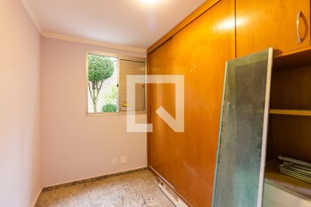 Quarto 2 de apartamento para alugar com 2 quartos, 50m² em Quitaúna, Osasco