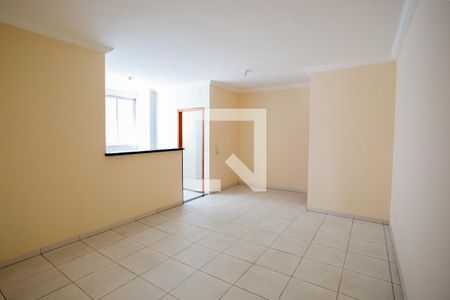 Sala de apartamento à venda com 3 quartos, 80m² em Betim Industrial, Betim