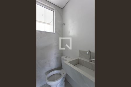 Lavabo de casa à venda com 2 quartos, 112m² em Planalto, Belo Horizonte