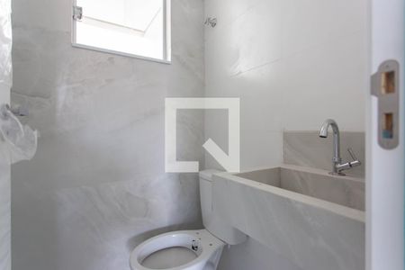 Lavabo de casa à venda com 2 quartos, 112m² em Planalto, Belo Horizonte