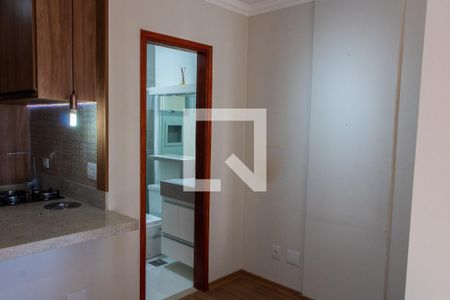 SALA de kitnet/studio à venda com 1 quarto, 40m² em Bosque, Campinas