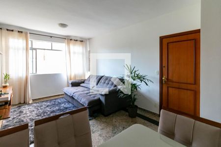 Sala de apartamento à venda com 3 quartos, 112m² em São Pedro, Belo Horizonte