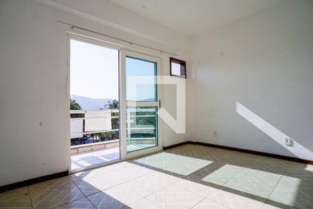 Quarto de apartamento à venda com 1 quarto, 50m² em Piratininga, Niterói