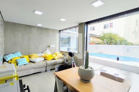 Casa à venda com 3 quartos, 373m² em Santa Tereza, Belo Horizonte