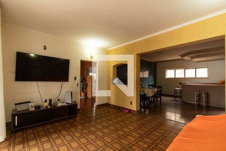 Sala 1 de casa para alugar com 5 quartos, 27760m² em Jardim Santa Rosália, Sorocaba