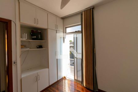 Quarto de apartamento à venda com 3 quartos, 95m² em São Luiz, Belo Horizonte