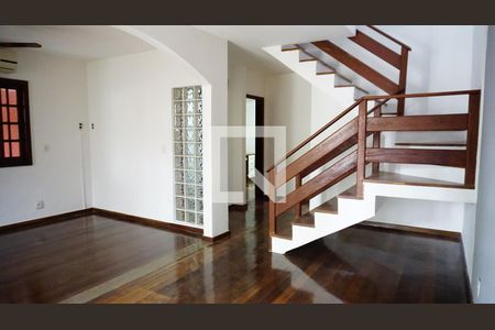 Sala de casa de condomínio à venda com 4 quartos, 130m² em Freguesia (jacarepaguá), Rio de Janeiro