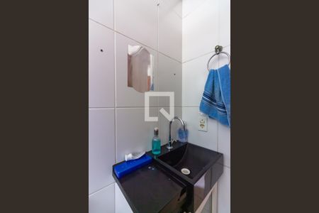 Banheiro de apartamento para alugar com 2 quartos, 44m² em Conceição, Osasco