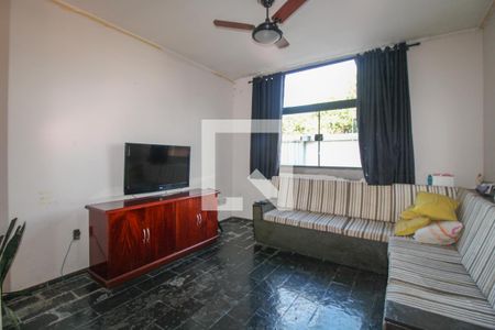 Sala de casa para alugar com 3 quartos, 212m² em Jardim Santa Genebra, Campinas