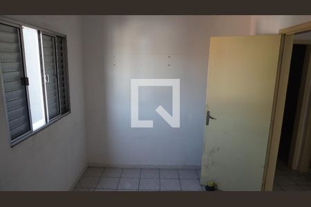 Quarto 1 de apartamento à venda com 2 quartos, 60m² em Jardim Kuabara, Taboão da Serra