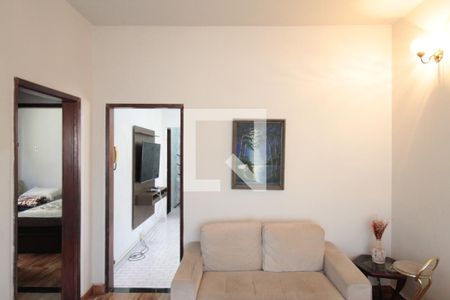 Sala de Estar de casa à venda com 3 quartos, 360m² em Tupi A, Belo Horizonte