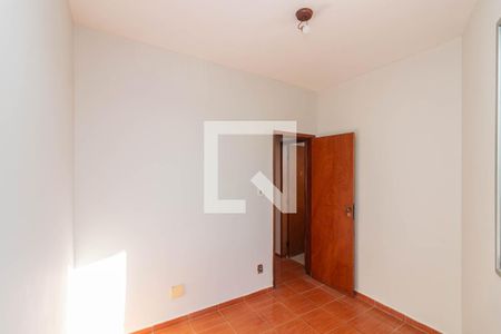 Quarto 1  de apartamento à venda com 3 quartos, 70m² em Heliópolis, Belo Horizonte