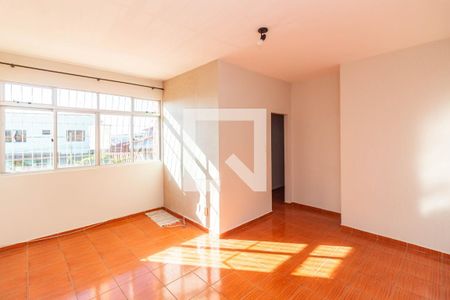 Sala de apartamento à venda com 3 quartos, 70m² em Heliópolis, Belo Horizonte