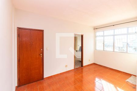 Sala de apartamento à venda com 3 quartos, 70m² em Heliópolis, Belo Horizonte