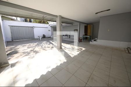 Quintal de casa para alugar com 4 quartos, 400m² em Setor Sul, Goiânia