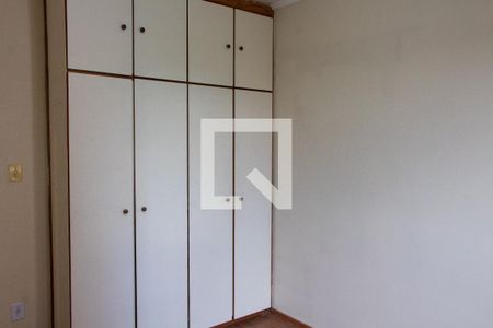 QUARTO 1 de apartamento à venda com 2 quartos, 75m² em Ponte Preta, Campinas