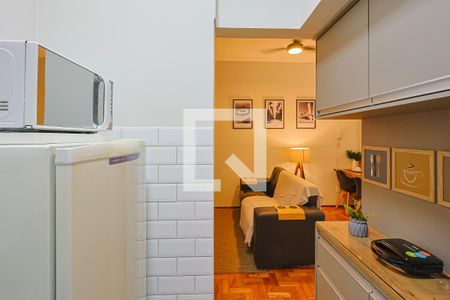 Cozinha de apartamento para alugar com 2 quartos, 65m² em Centro, Belo Horizonte