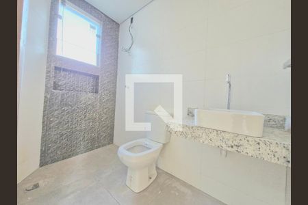 Banheiro social de casa à venda com 3 quartos, 130m² em Jardim Imperial, Lagoa Santa