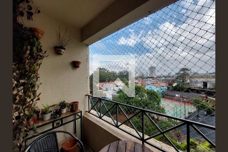 Sala de apartamento para alugar com 3 quartos, 84m² em Vila Isa, São Paulo