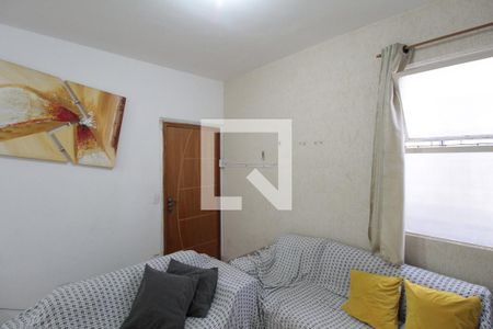 Sala de apartamento à venda com 3 quartos, 67m² em Heliópolis, Belo Horizonte