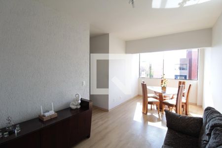 Sala de apartamento à venda com 3 quartos, 75m² em São Luiz, Belo Horizonte