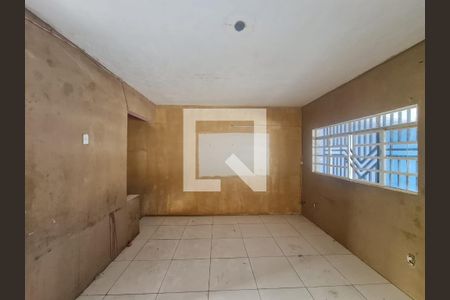 Sala  de casa à venda com 4 quartos, 125m² em Jardim Silvia, Guarulhos