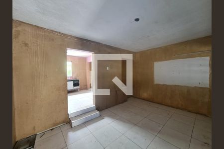 Sala  de casa à venda com 4 quartos, 125m² em Jardim Silvia, Guarulhos