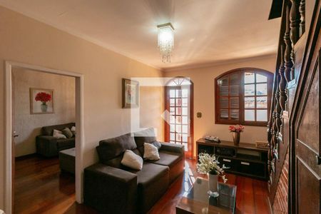 Sala de casa à venda com 3 quartos, 350m² em Pindorama, Belo Horizonte