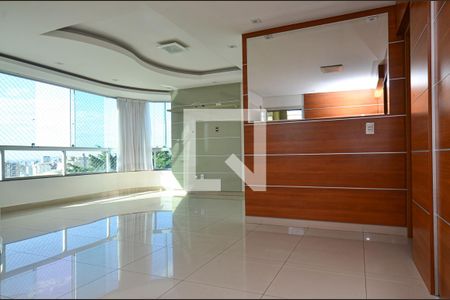 Sala de estar de apartamento à venda com 4 quartos, 112m² em Santo Antônio, Belo Horizonte