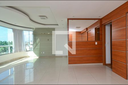 Sala de estar de apartamento à venda com 4 quartos, 112m² em Santo Antônio, Belo Horizonte