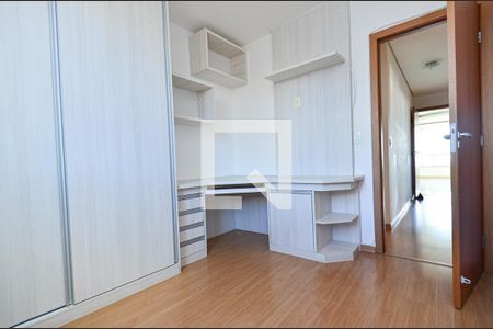 Quarto2 de apartamento à venda com 4 quartos, 112m² em Santo Antônio, Belo Horizonte