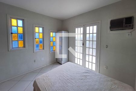 Sala de kitnet/studio para alugar com 1 quarto, 22m² em Maravista, Niterói