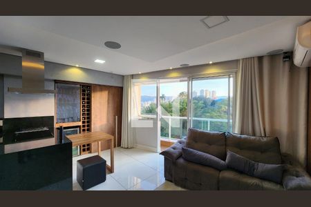 Sala/Cozinha de apartamento para alugar com 1 quarto, 57m² em Vila Argos Velha, Jundiaí