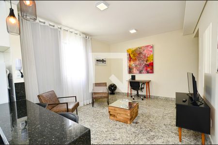 Sala de apartamento à venda com 1 quarto, 50m² em Funcionários, Belo Horizonte