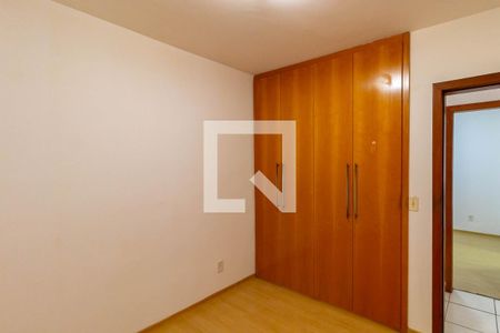 Quarto 2 de apartamento para alugar com 3 quartos, 85m² em Santo Antônio, Belo Horizonte