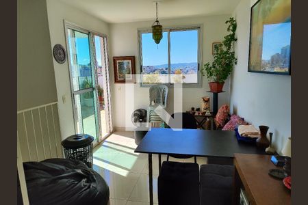 sala  de apartamento para alugar com 4 quartos, 181m² em Sagrada Família, Belo Horizonte