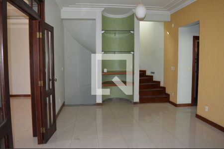 Sala de casa à venda com 5 quartos, 400m² em Tres Barras, Contagem