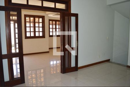 Sala de casa à venda com 5 quartos, 400m² em Tres Barras, Contagem