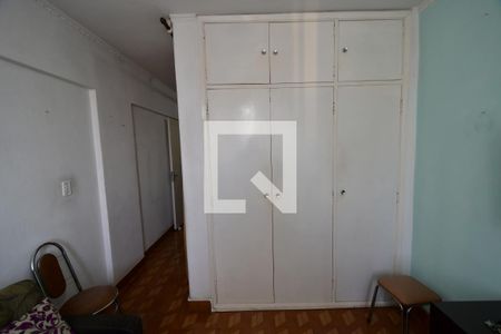 Sala de kitnet/studio para alugar com 1 quarto, 40m² em Centro, Campinas