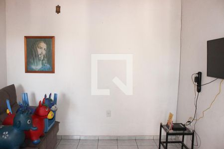 Sala de casa à venda com 2 quartos, 360m² em Alvorada, Contagem