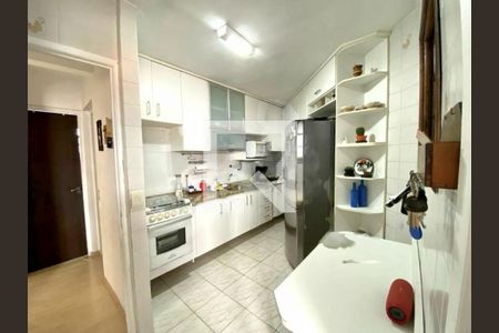 Apartamento à venda com 2 quartos, 54m² em Jardim Maria Rosa, Taboão da Serra