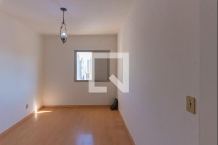 Quarto 2 de apartamento à venda com 2 quartos, 90m² em Vila Itapura, Campinas