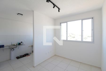 Sala de apartamento para alugar com 2 quartos, 48m² em Serrano, Belo Horizonte