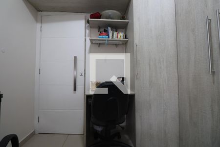 Quarto  de casa de condomínio à venda com 3 quartos, 156m² em Estância Velha, Canoas