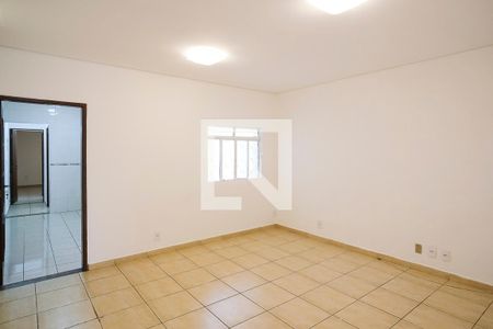 Sala de casa para alugar com 2 quartos, 115m² em Rudge Ramos, São Bernardo do Campo