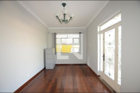 Sala de casa à venda com 3 quartos, 200m² em Irajá, Rio de Janeiro