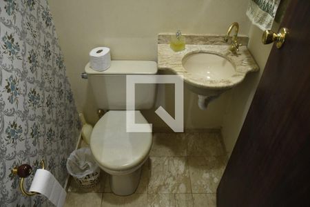 Lavabo de casa de condomínio para alugar com 3 quartos, 150m² em Jardim Barbacena, Cotia